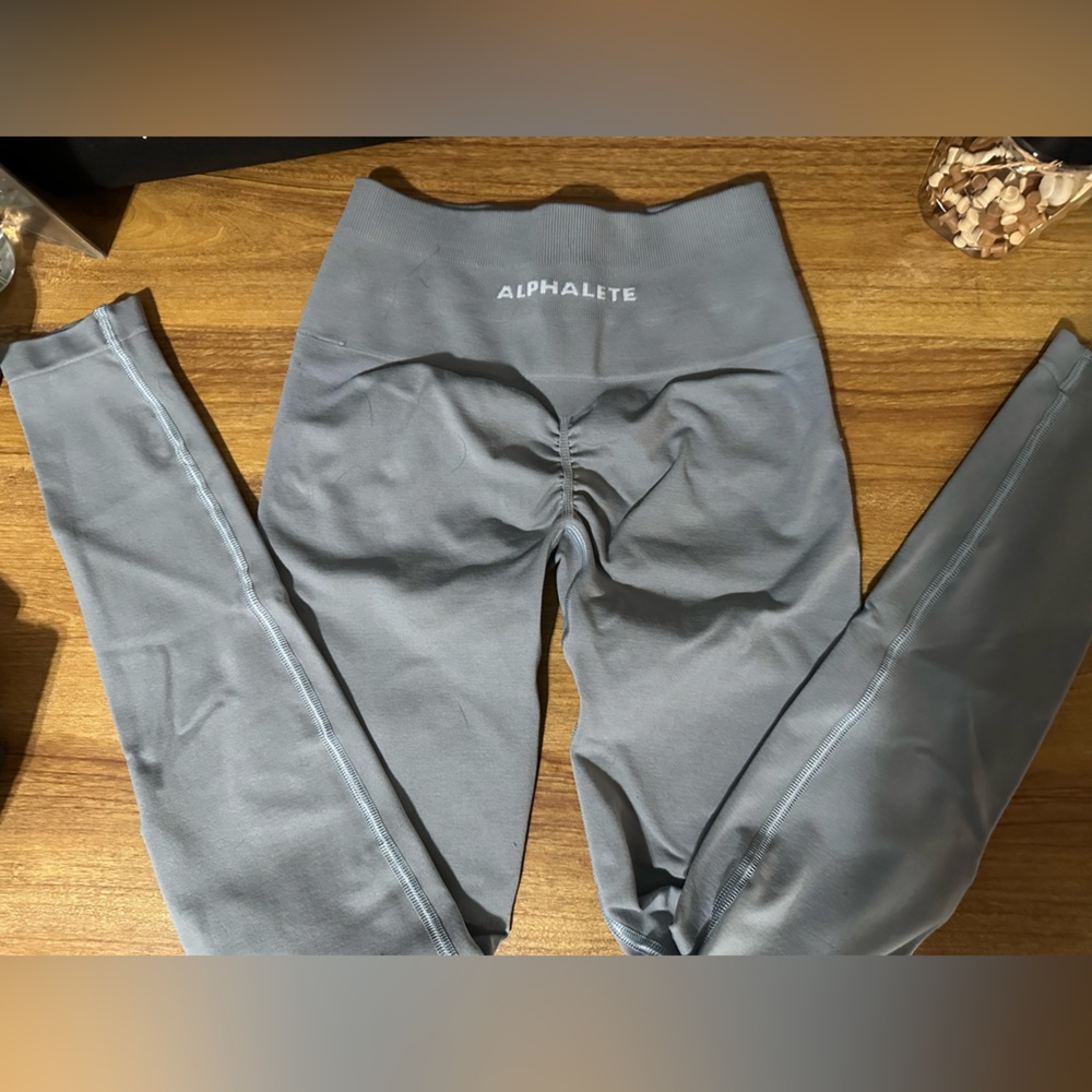 Xsmall Amplify  Alphalete grey leggings
